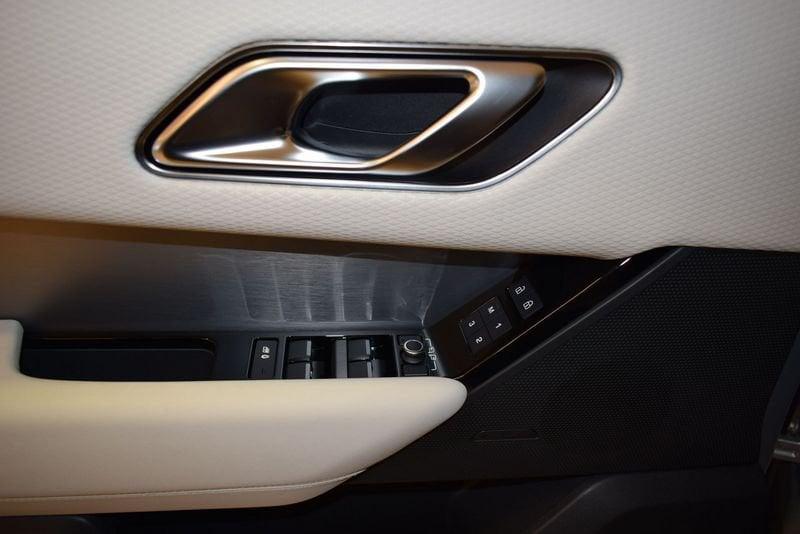 Land Rover Range Rover Velar Range Rover Velar 2.0D I4 204 CV R-Dynamic S IVA ESPOSTA