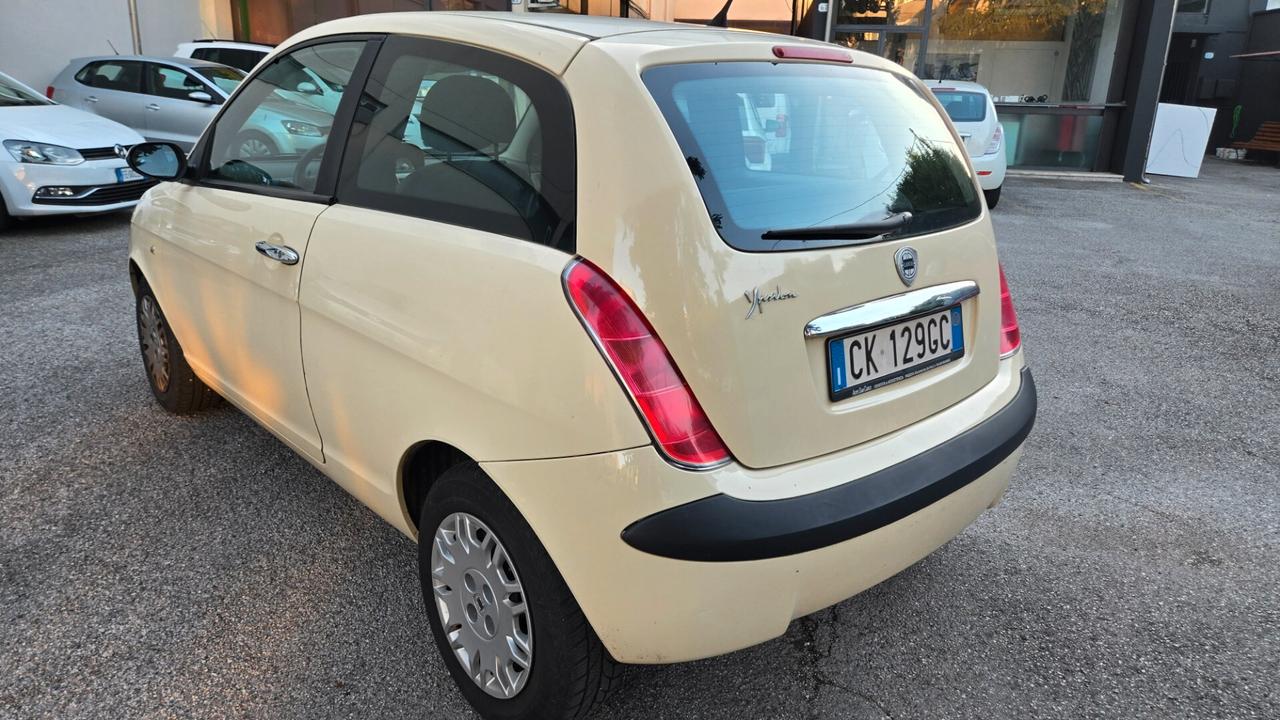 Lancia Ypsilon 1.2 Neopatentati 104600Km Euro4
