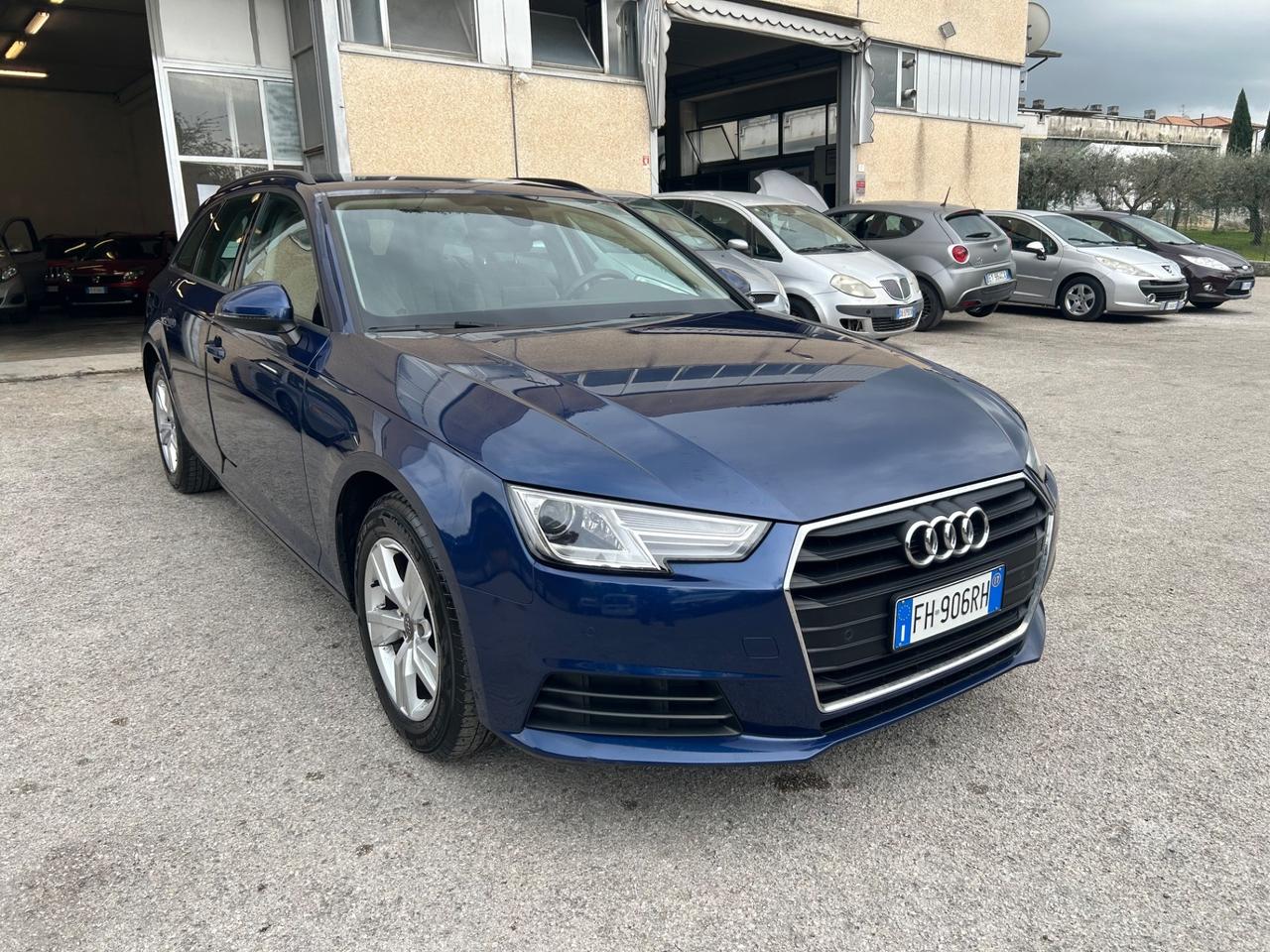 Audi A4 Avant 2.0 TDI 122 CV Euro6B