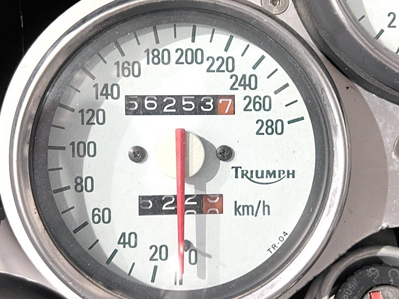 Triumph Speed Triple 955