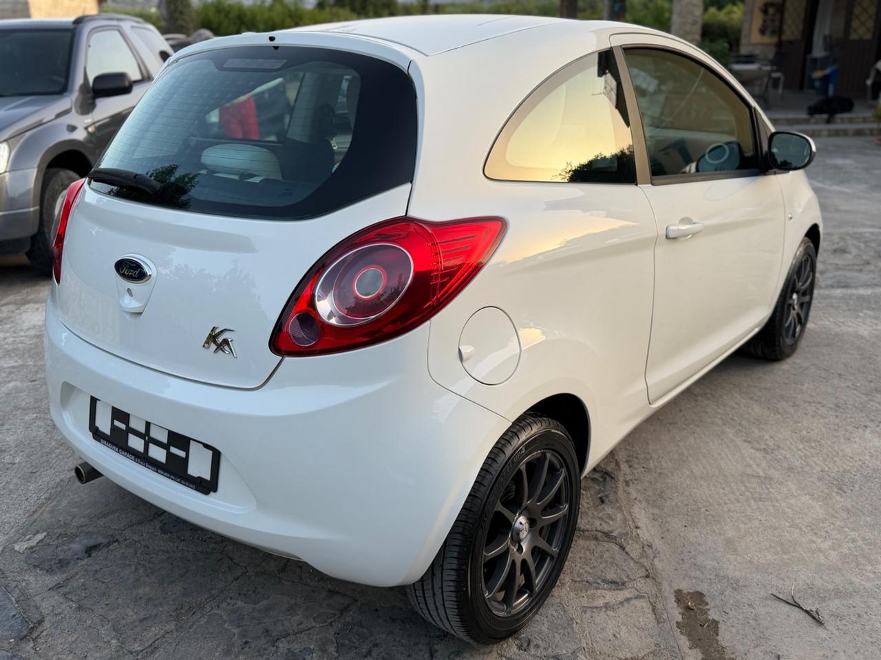Ford Ka Ka+ 1.2 8V 69CV Titanium