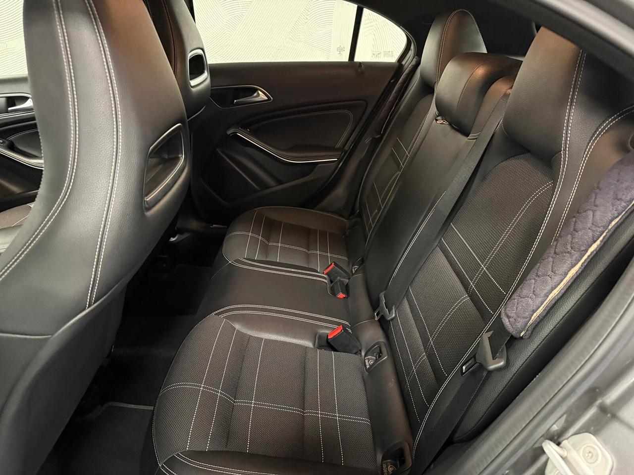 Mercedes-benz A 180 CDI Dark Night Edition