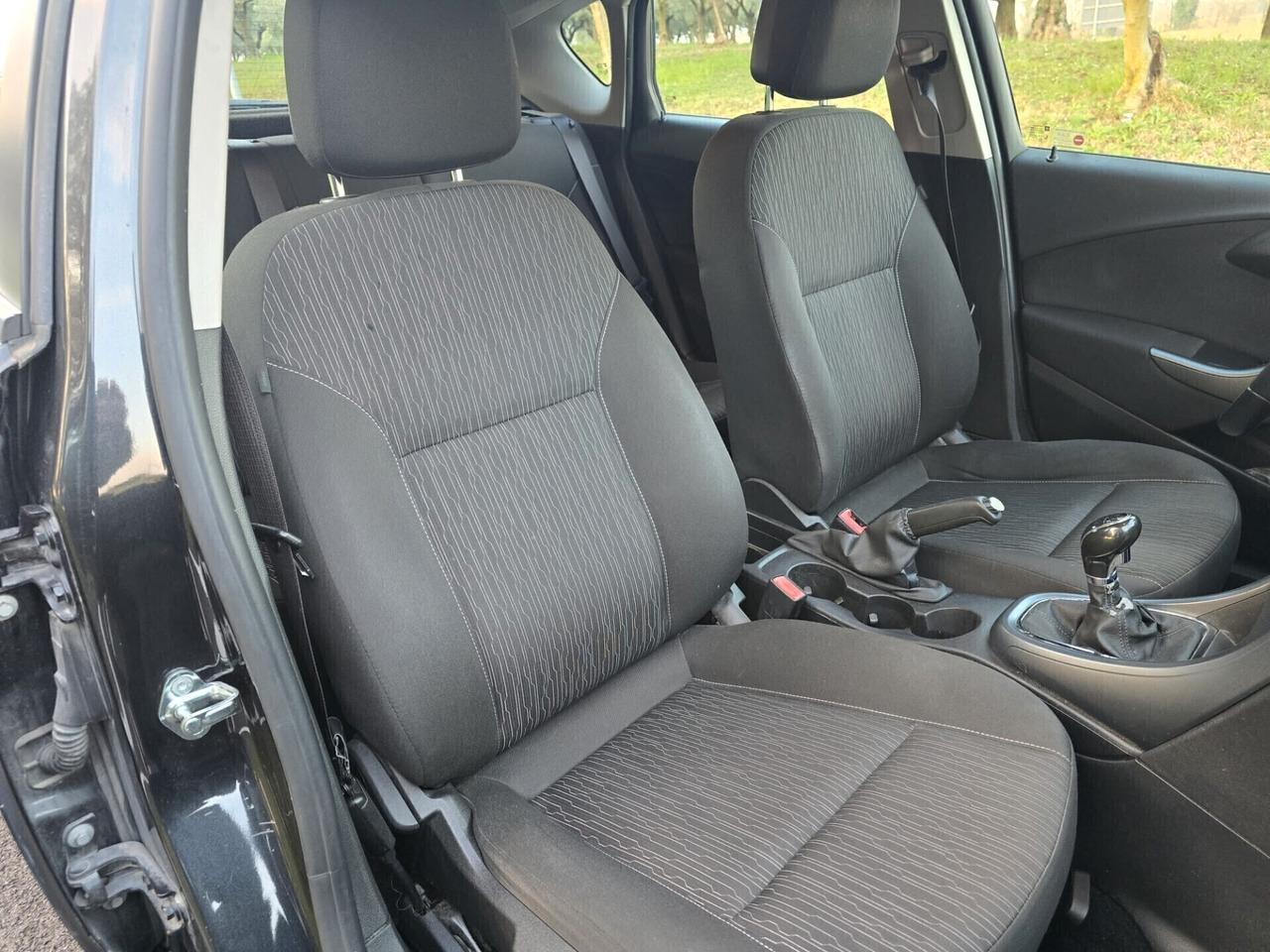 Opel Astra 1.4 BENZINA OK PER NEOPATENTATI ANNO 2013