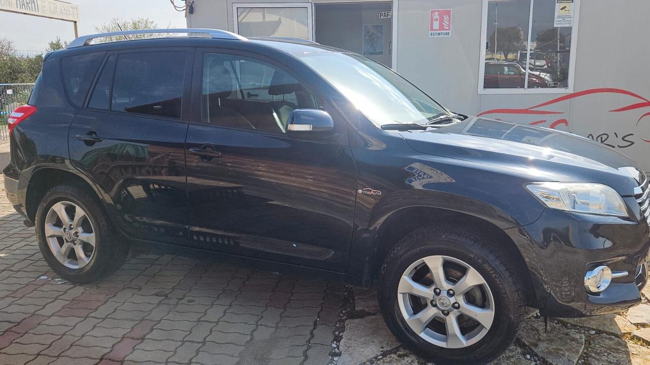 Toyota RAV 4 RAV4 Crossover 2.2 D-4D 150 CV DPF Exclusive