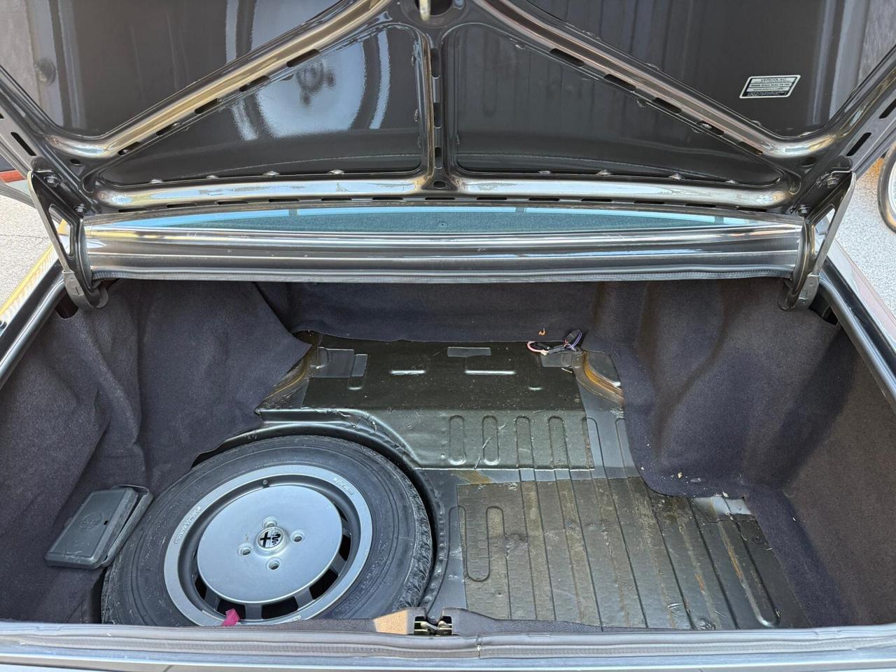 Alfa Romeo Alfetta Quadrifoglio Oro 2.0i "SOLO 32.000 KM"