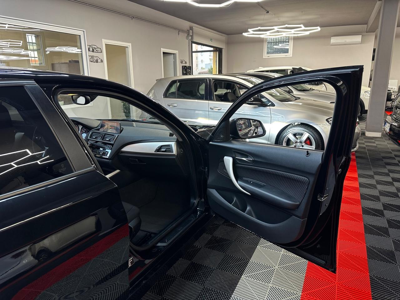 Bmw Serie 1 120d FULL LED - FABIANOAUTO