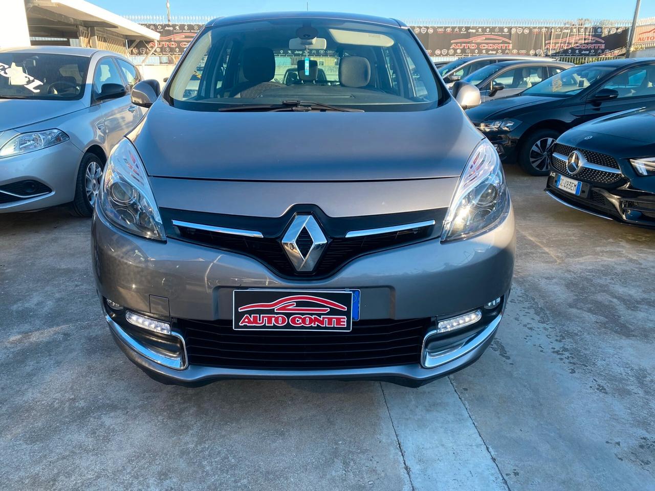 Renault Scenic Scénic XMod 1.5 dCi 110CV EDC Bose