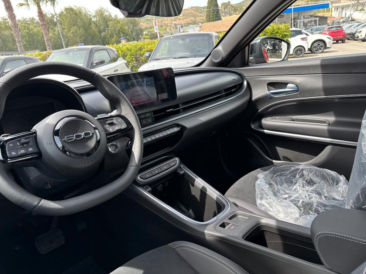 Fiat 600 Hybrid 145 CV DCT MHEV Sport Edizione Milano Cortina 26 KM 0/ IVA ESPOSTA Tua a solo 259 Euro al mese