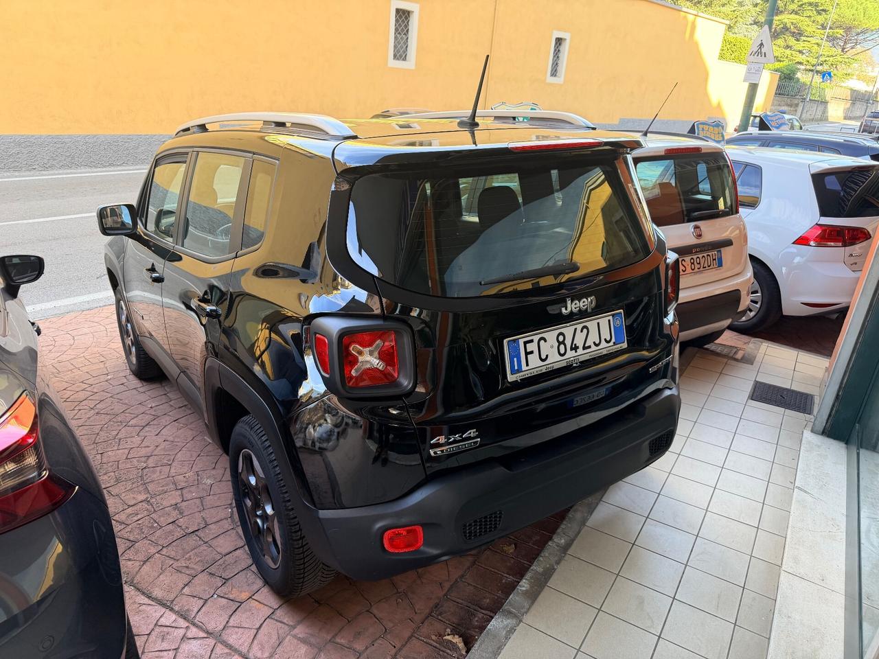 Jeep Renegade 2.0 Mjt 4WD 120 Active Drive Sport