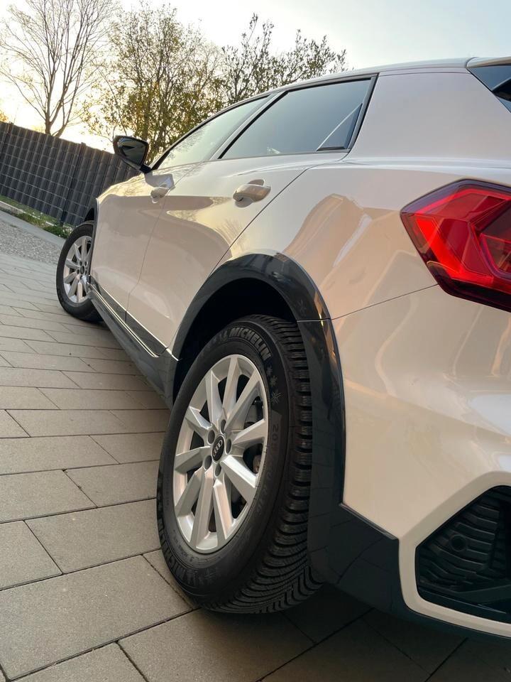 Audi A1 allstreet 30 TFSI S tronic