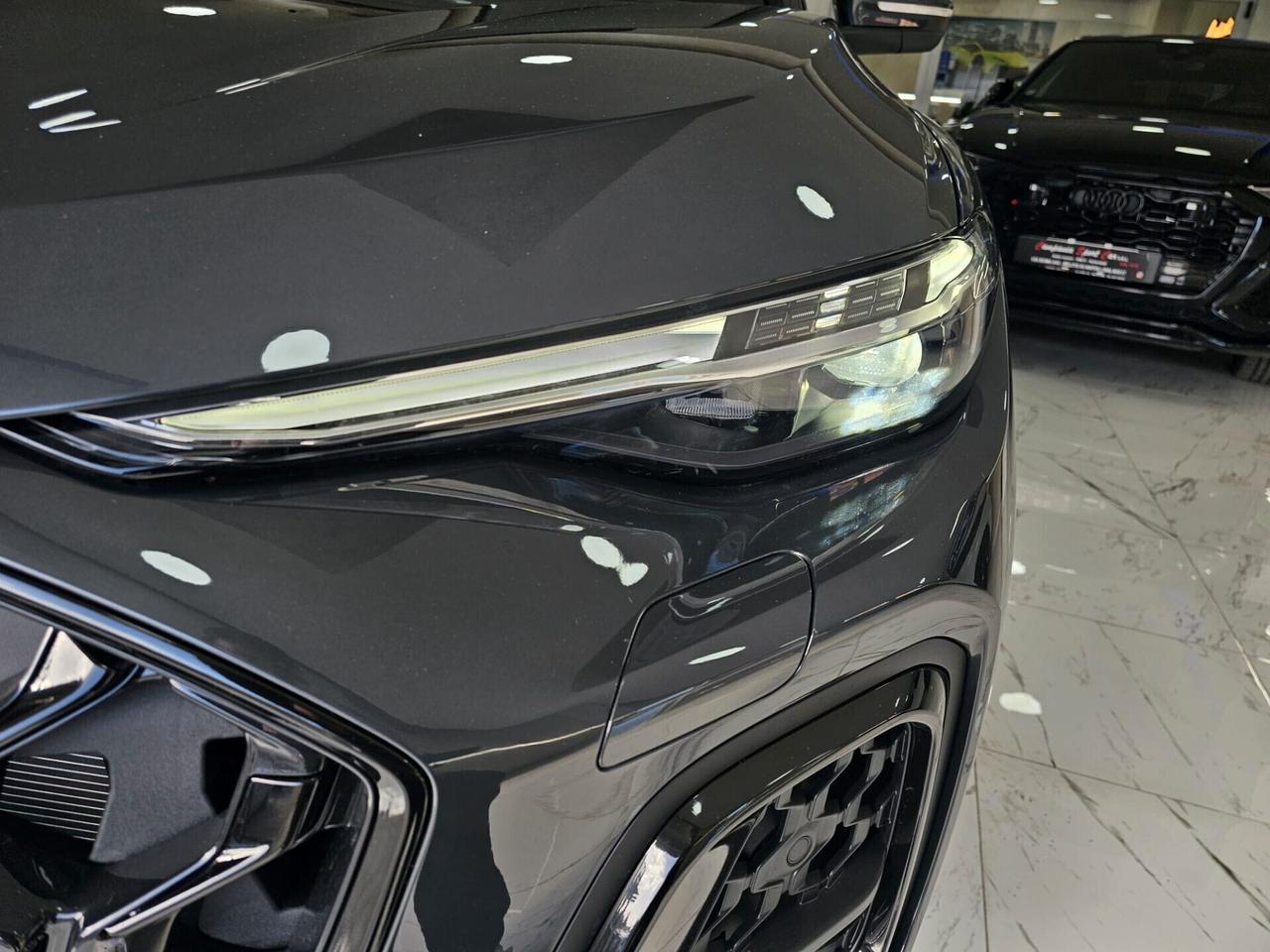 Audi Q5 SPB 40 TDI quattro S tronic Identity Black