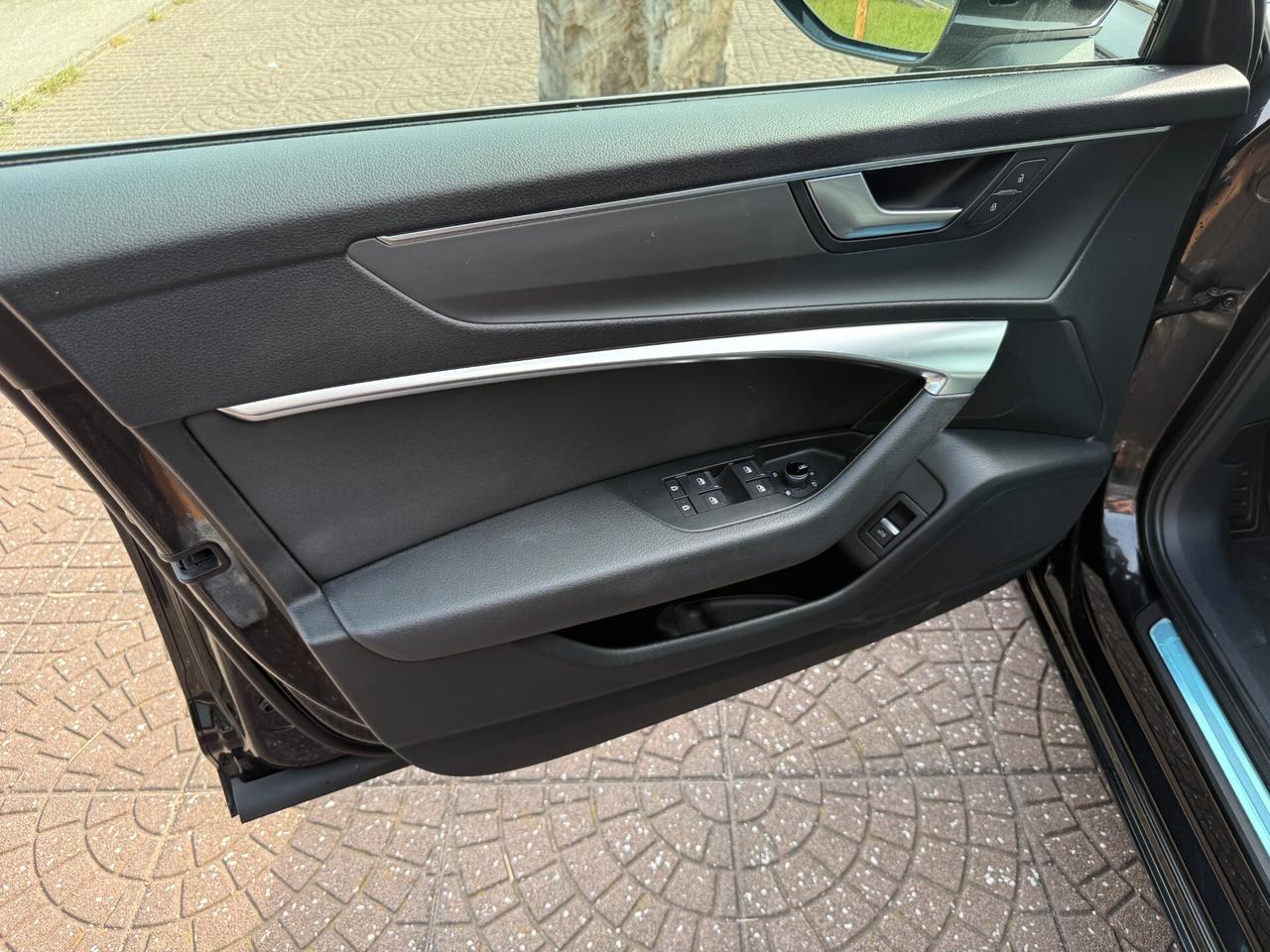 Audi A6 Avant 50 3.0 TDI quattro tiptronic Business