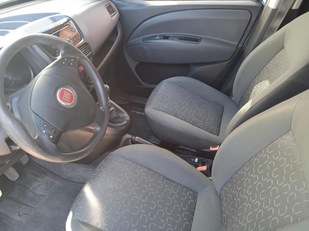Fiat doblò 1.6mjt 105CV Emotion autovettura 5posti