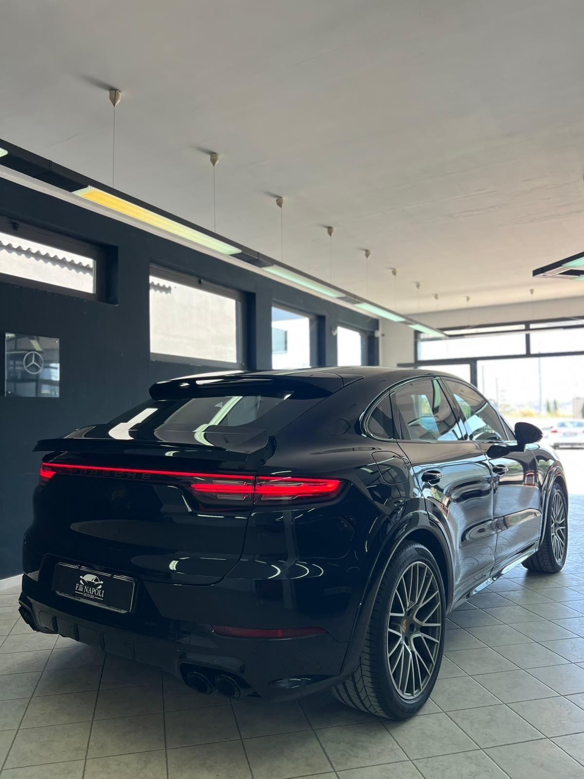 Porsche Cayenne Coupé 3.0 V6 Platinum Edition