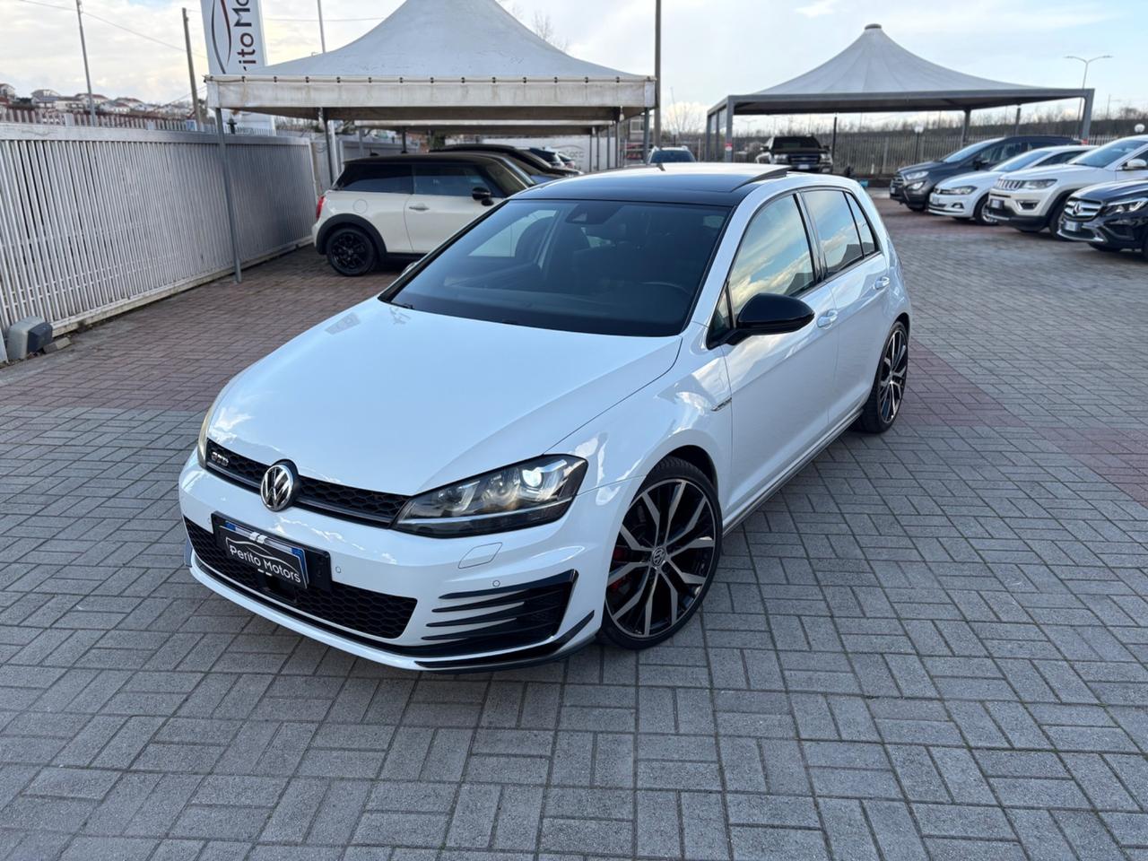 Volkswagen Golf GTD 2.0 TDI DSG 5p.