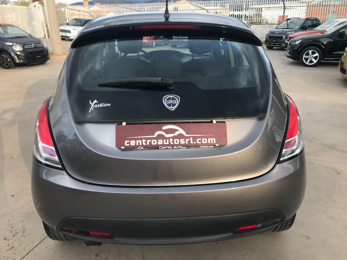 LANCIA Ypsilon 1.2 69 CV 5 porte S&S Gold