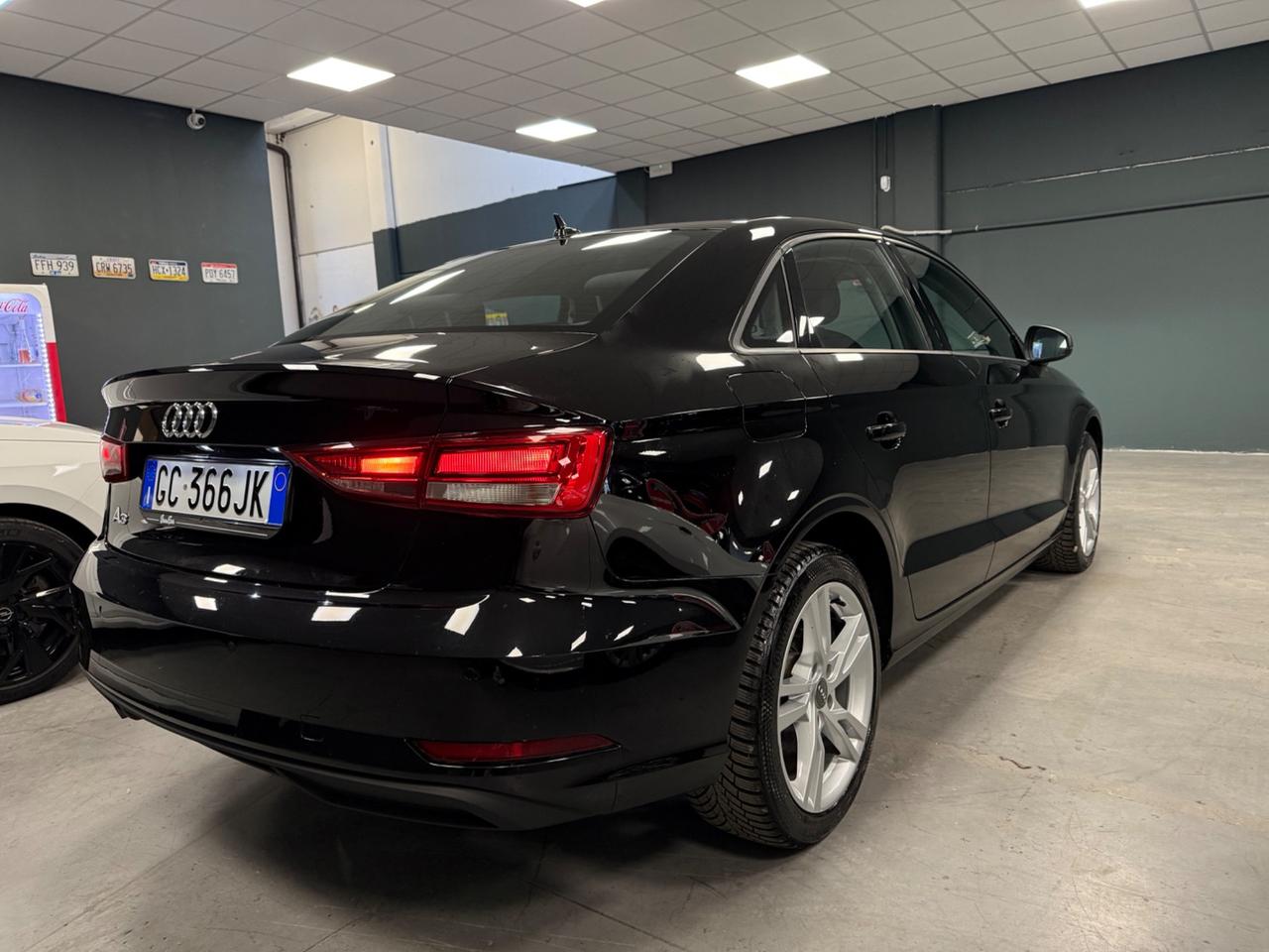 Audi A3 Sedan 35 TDI S tronic Business Advanced