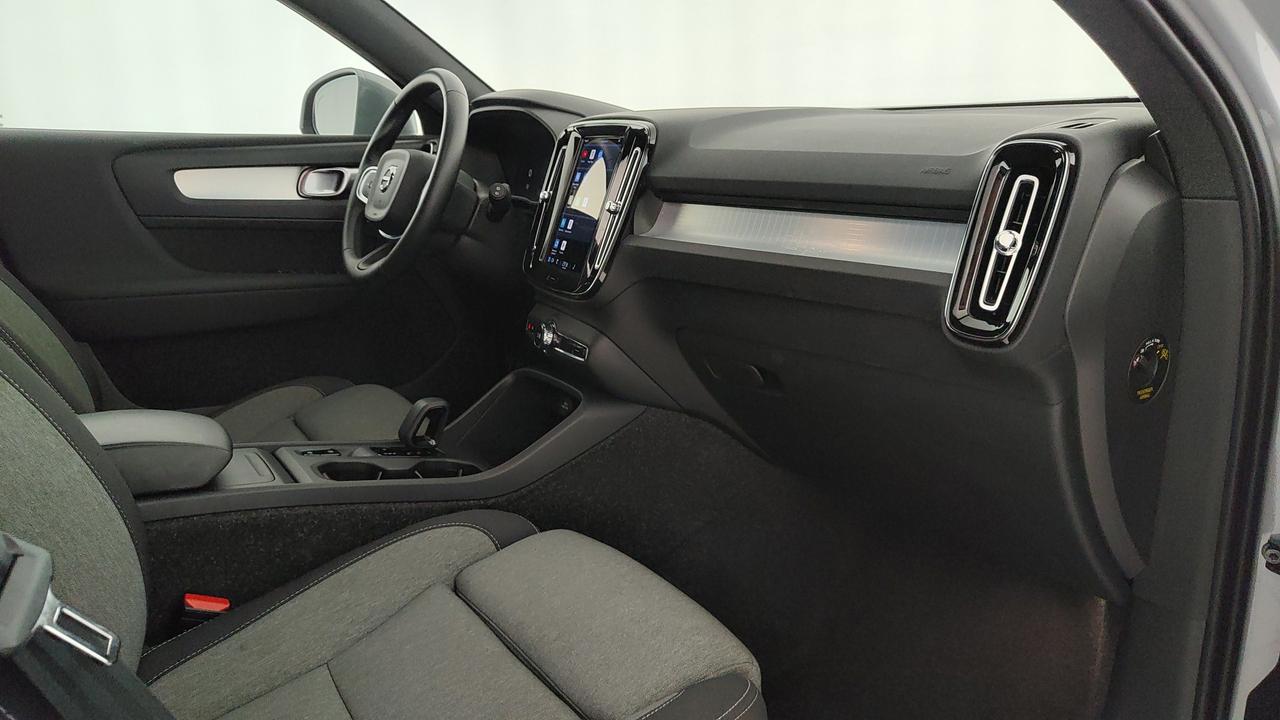 VOLVO XC40 2.0 b3 Core auto