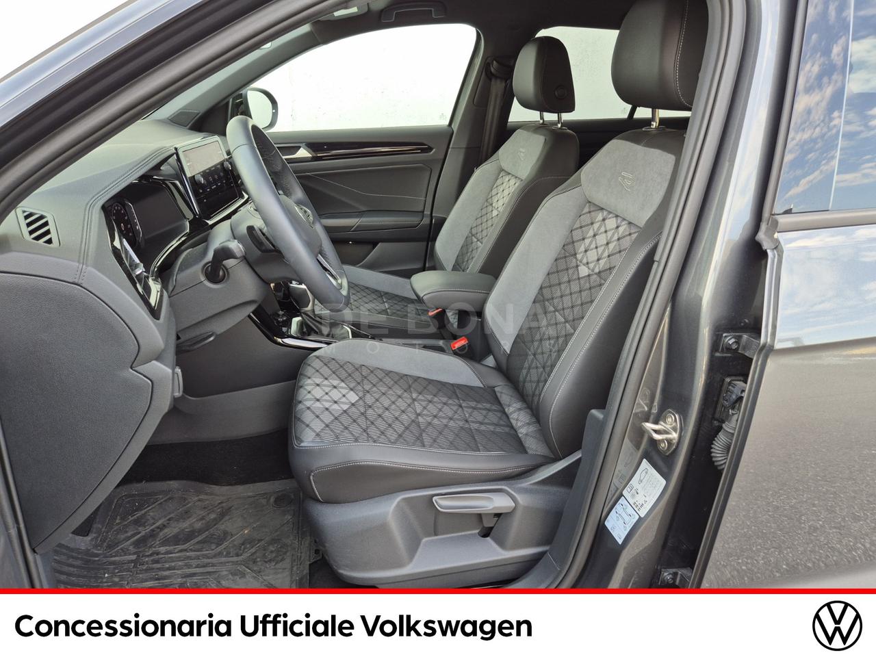 Volkswagen T-Roc 1.5 tsi r-line dsg