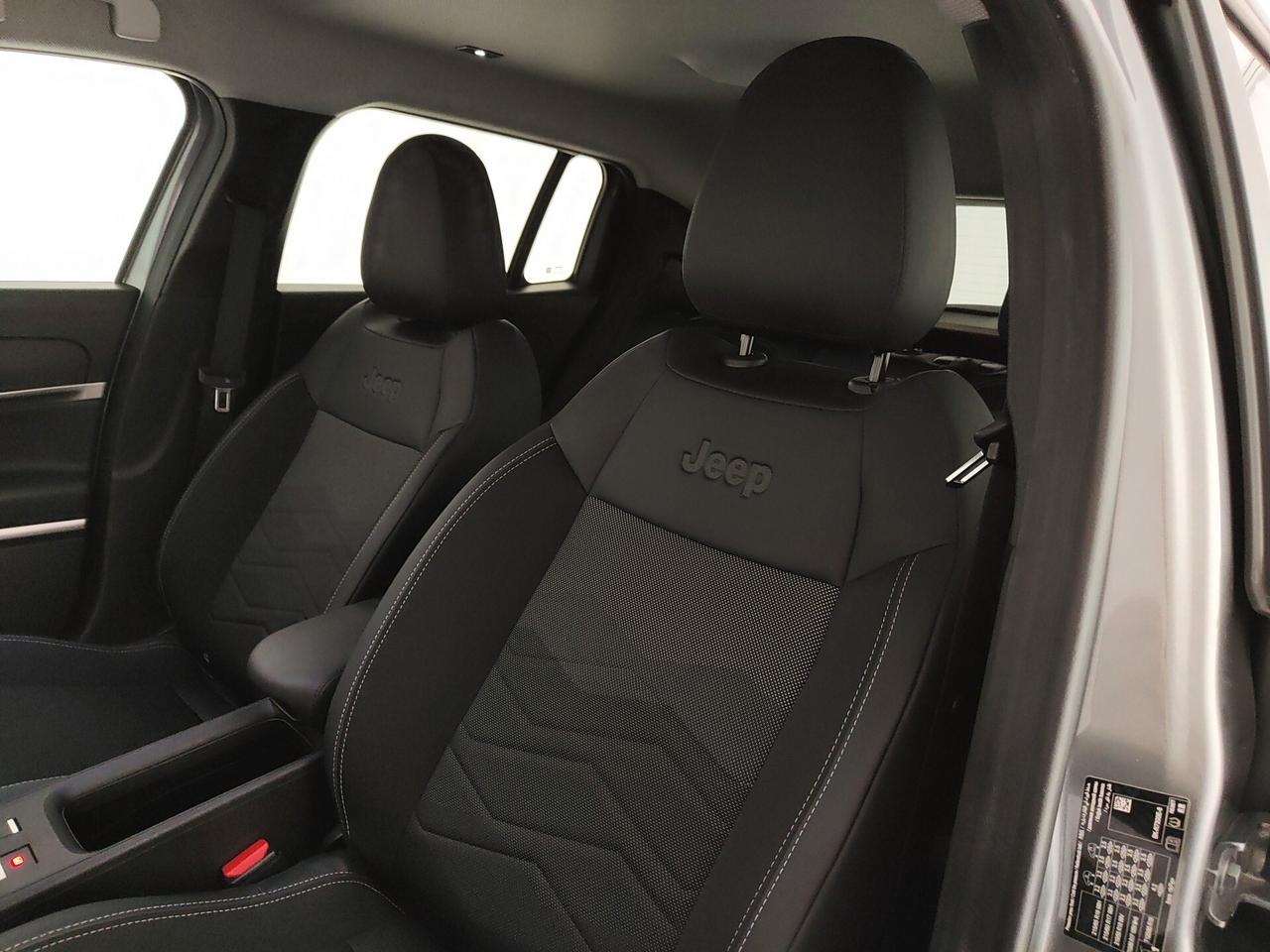 Jeep Avenger 1.2 Turbo 100 CV Summit