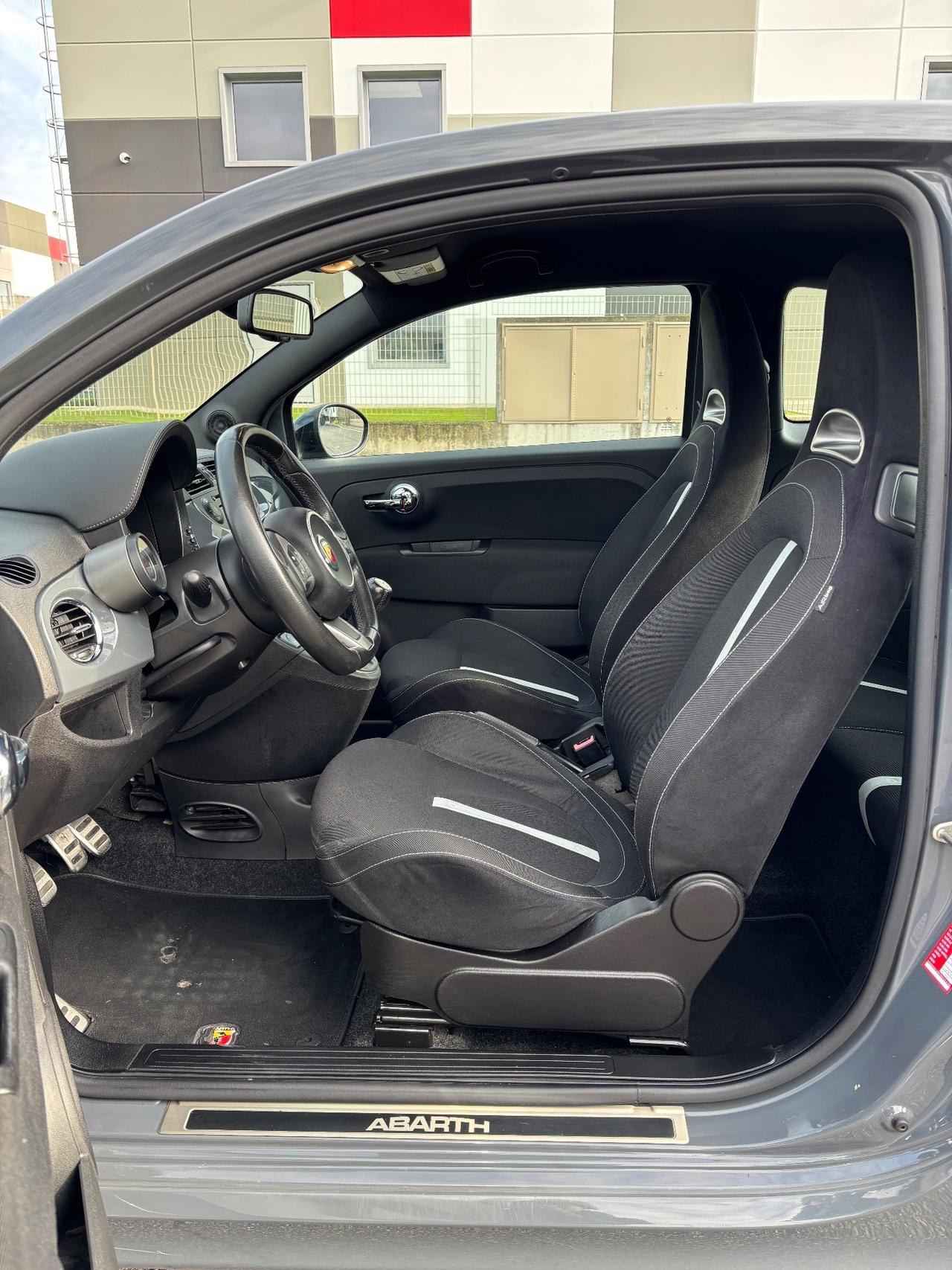 Abarth 595 1.4 Turbo T-Jet 140 CV