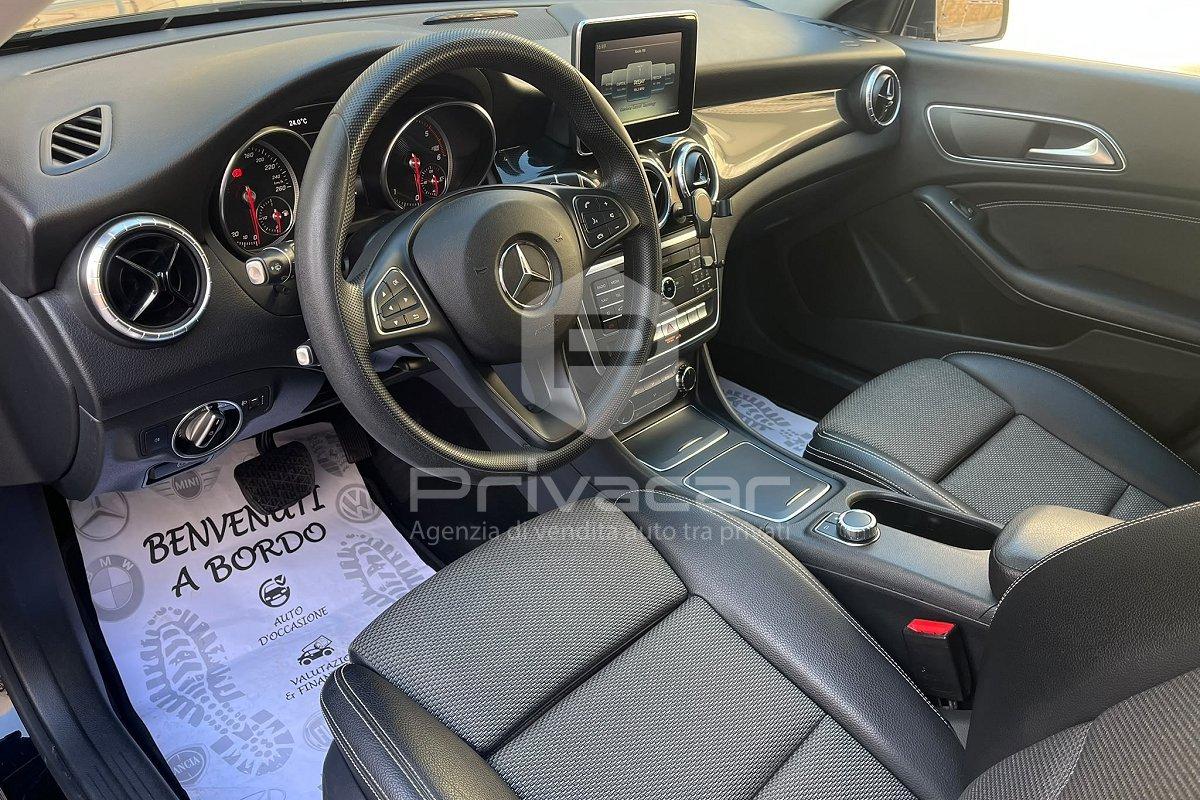MERCEDES CLA 180 d S.W. Automatic Business Extra