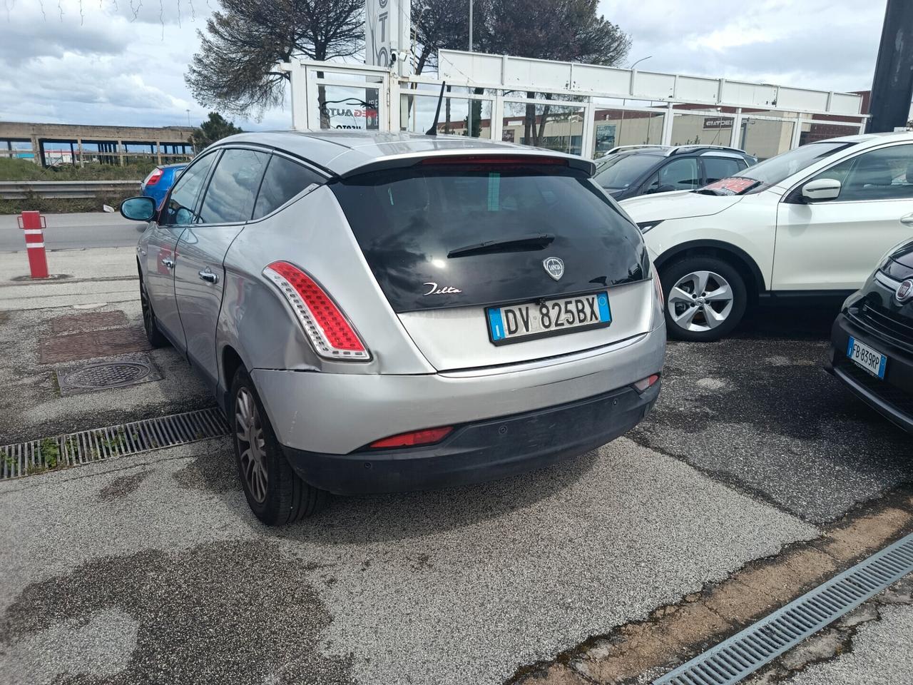 Lancia Delta 1.4 T-JET GPL