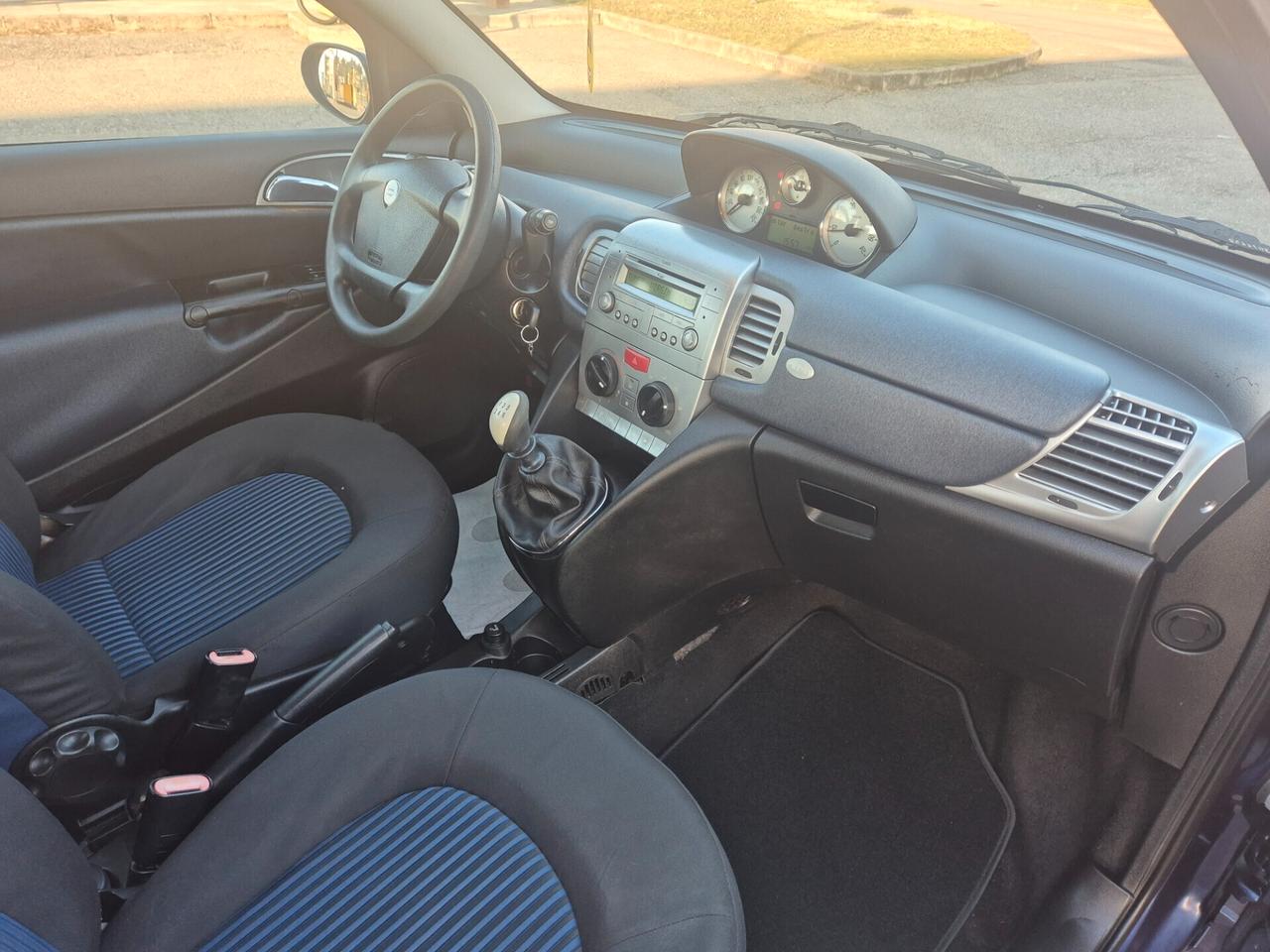 Lancia Ypsilon 1.2 Benzina NEOPATENTATO