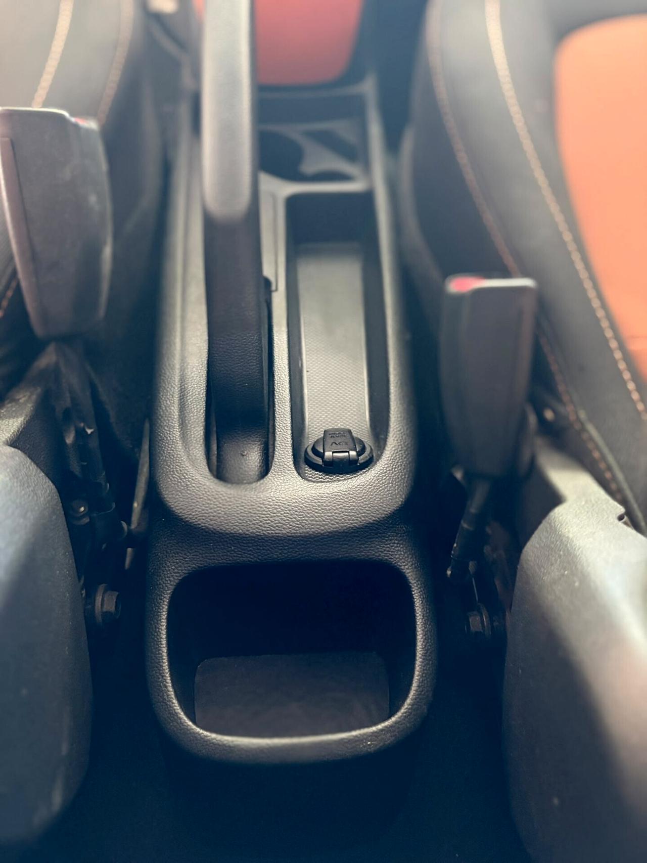 Hyundai i10 1.0 MPI Login