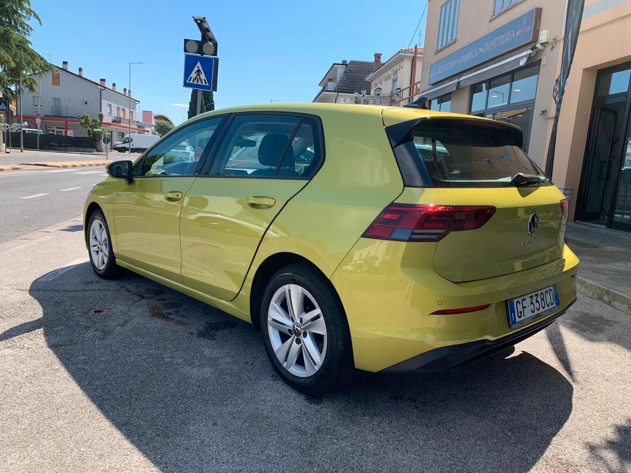 Volkswagen Golf 2.0 TDI Style Neopat. Garanzia