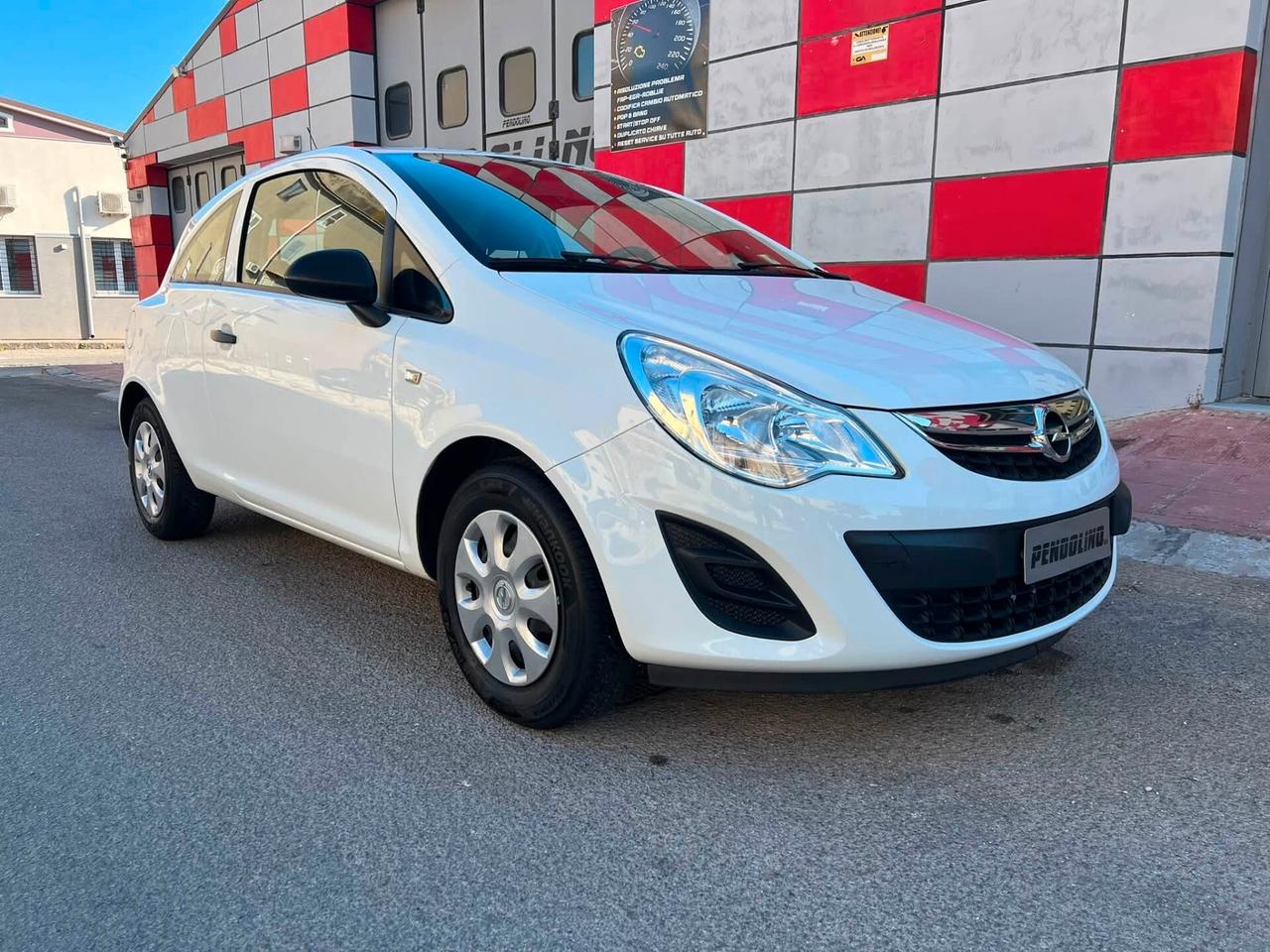 Opel Corsa 1.2 3 porte Selection