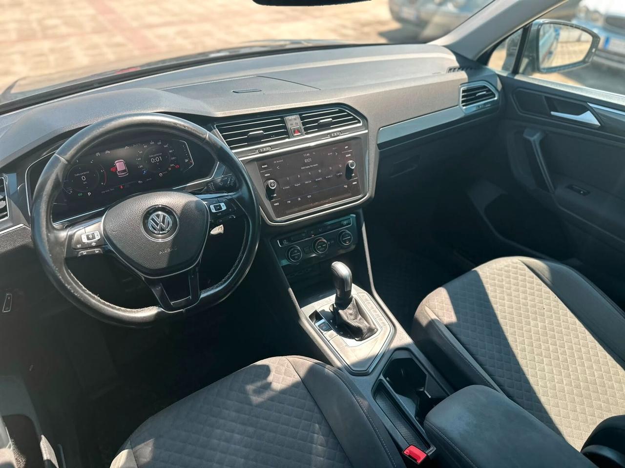 Volkswagen Tiguan 2.0 TDI SCR DSG R-LINE BlueMotion Technology