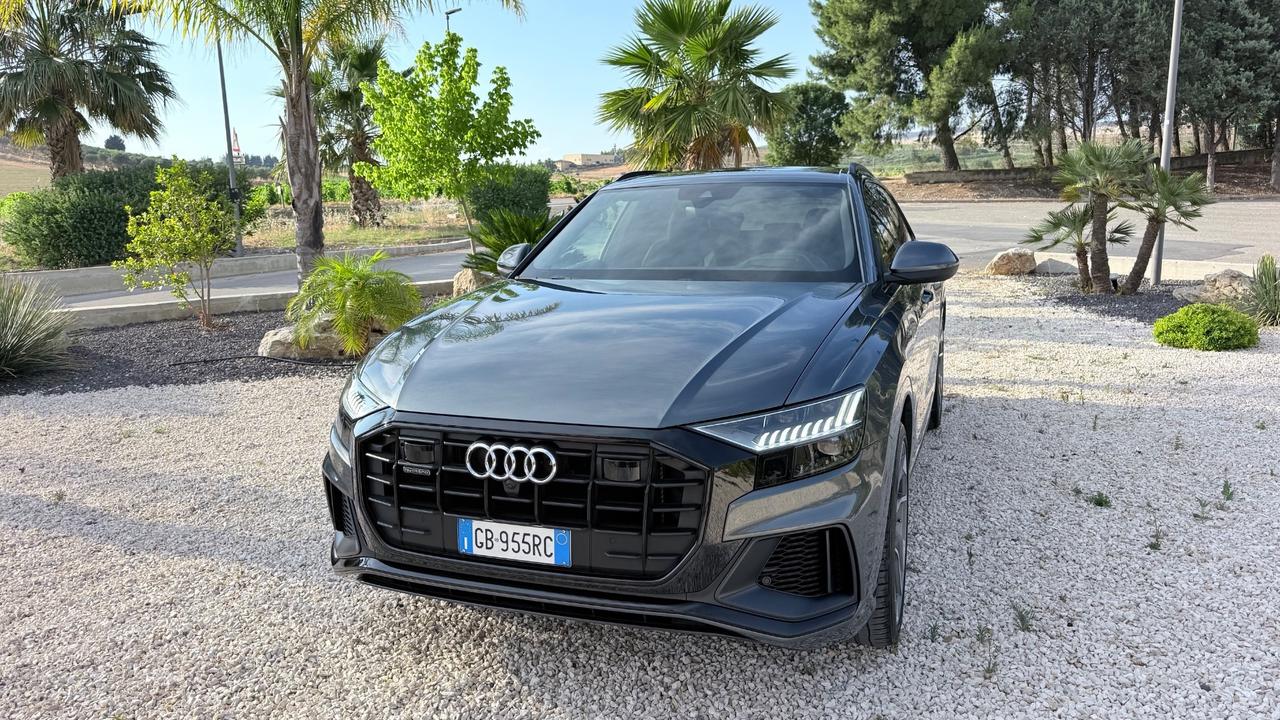 Audi Q8 50 TDI 286 CV quattro tiptronic Sport
