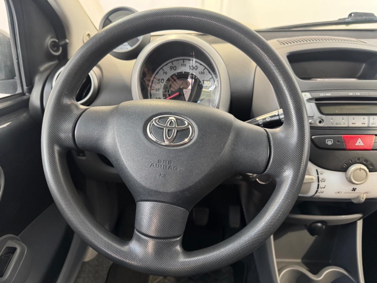 Toyota Aygo 1.0 12V VVT-i 5 porte Sol