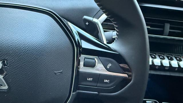 PEUGEOT 3008 HYBRID 180 e-EAT8 ALLURE PACK*24M.G.*