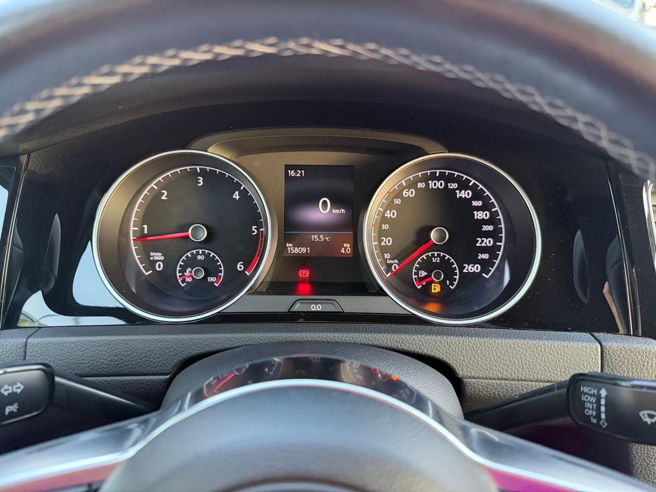 Volkswagen Golf 1.6 TDI 115 CV R-LINE