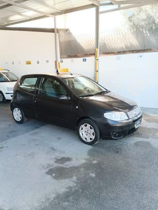 Fiat Grande Punto Grande Punto 1.3 MJT 75 CV 3 porte Dynamic