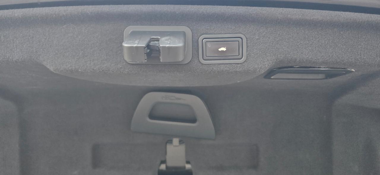 Audi A8 3.0 TDI 250 CV quattro tiptronic