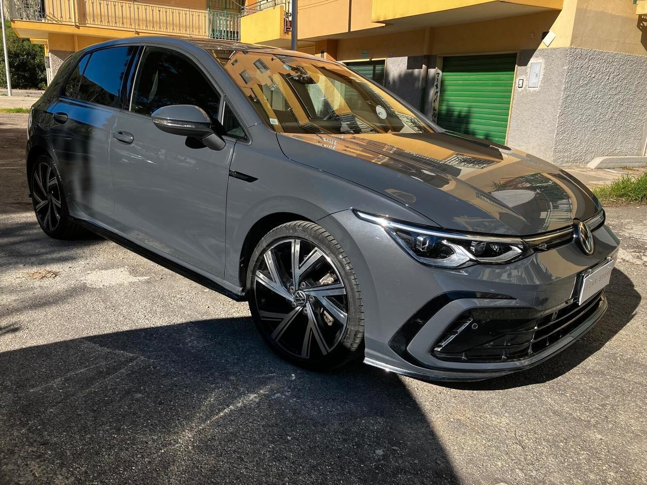 VW Golf 2.0 TDI 150 CV DSG SCR R-Line unipro uff ITA