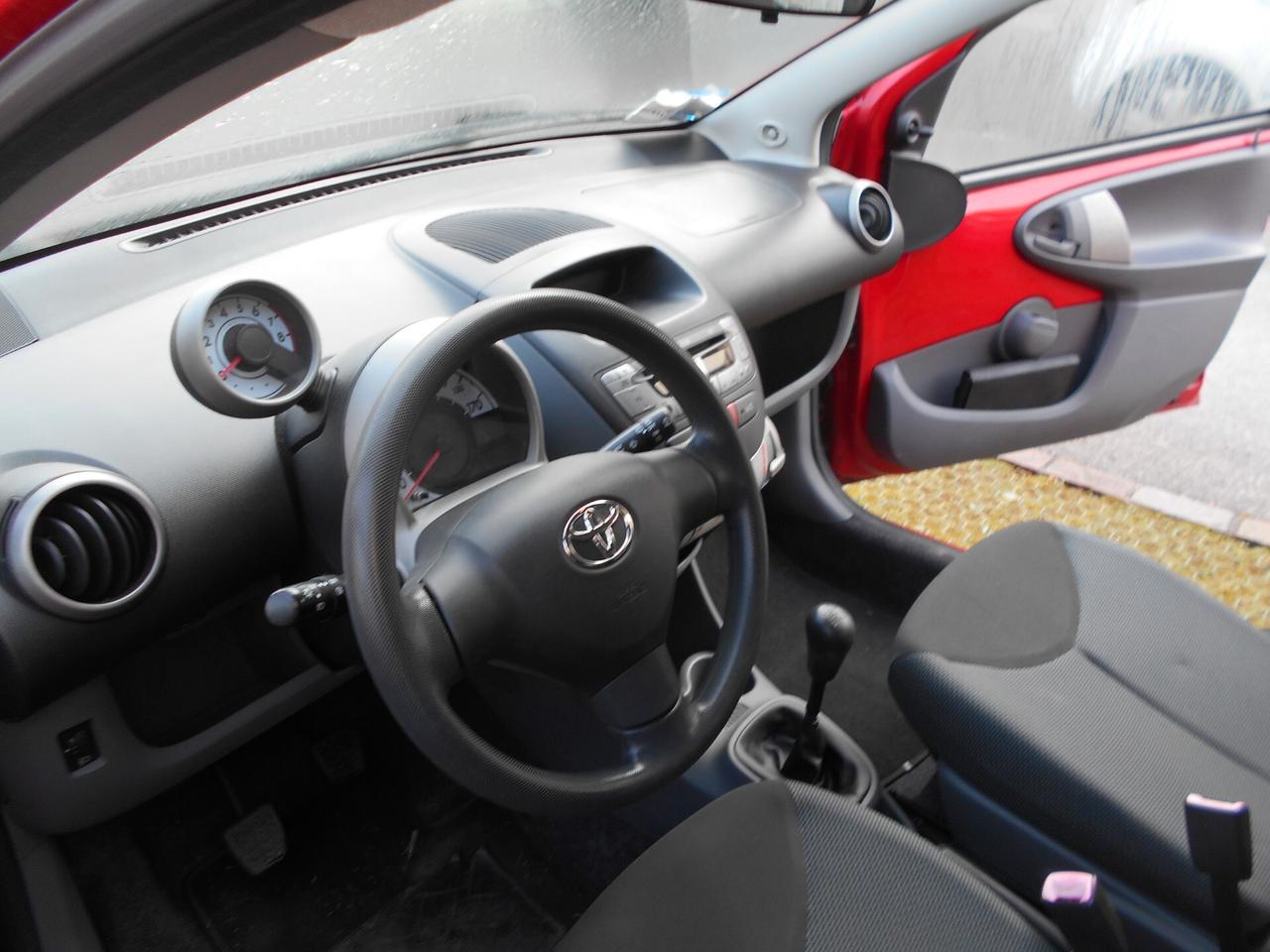 Toyota Aygo 1.0 5p