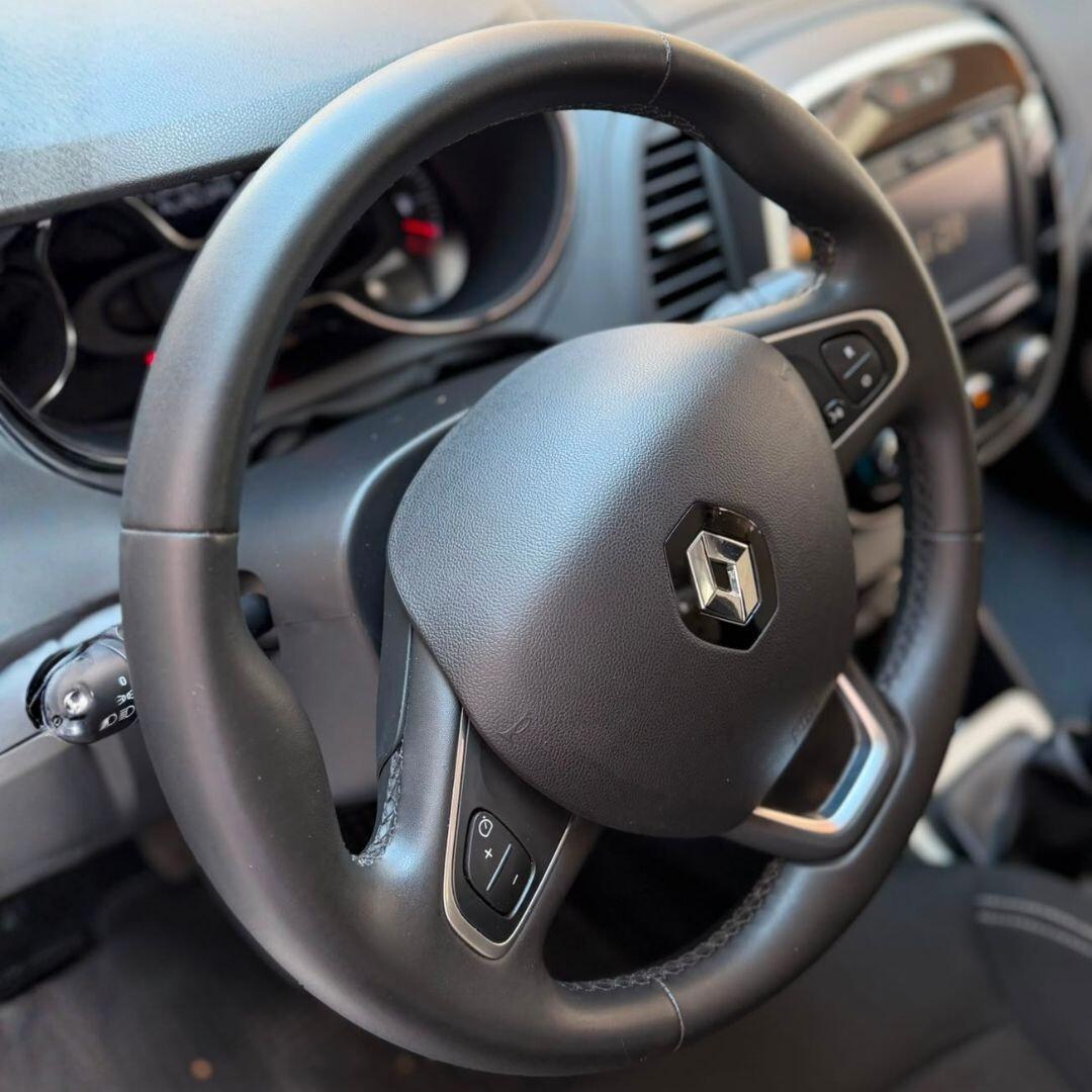 Renault Captur dCi - 90 CV