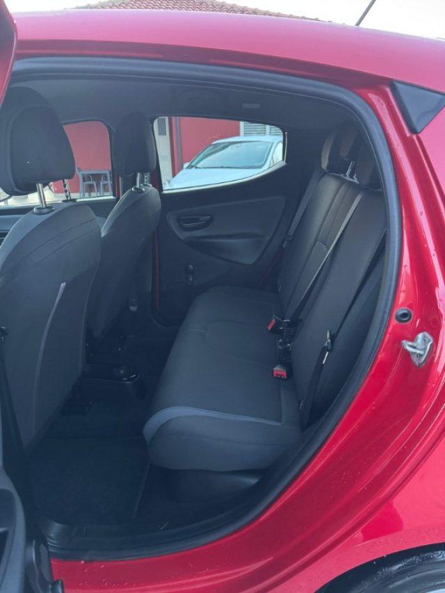 LANCIA Ypsilon 1.2 69 CV 5 porte GPL Ecochic Gold