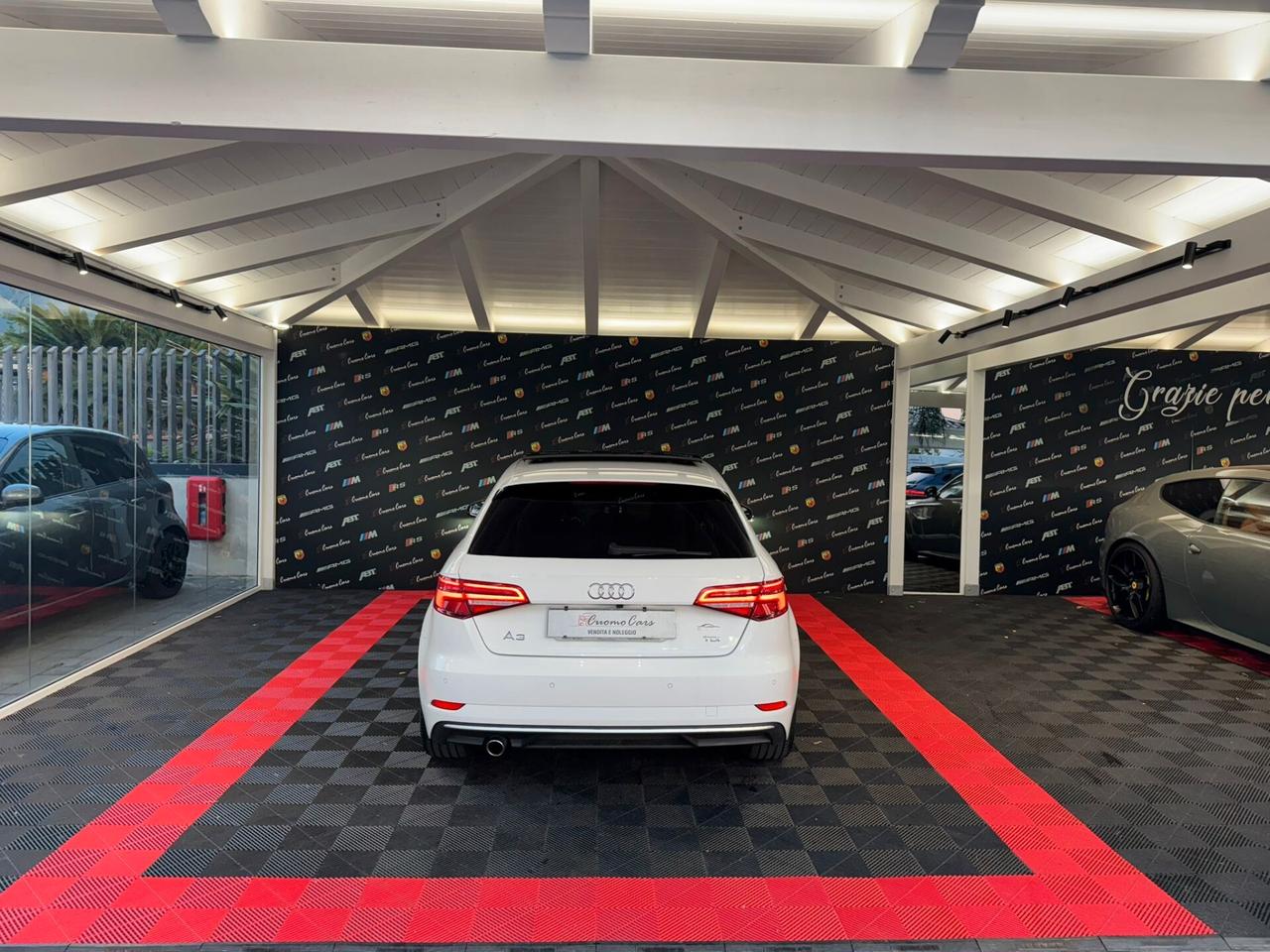 Audi A3 1.6 TDI 116 CV TETTO*CAMERA