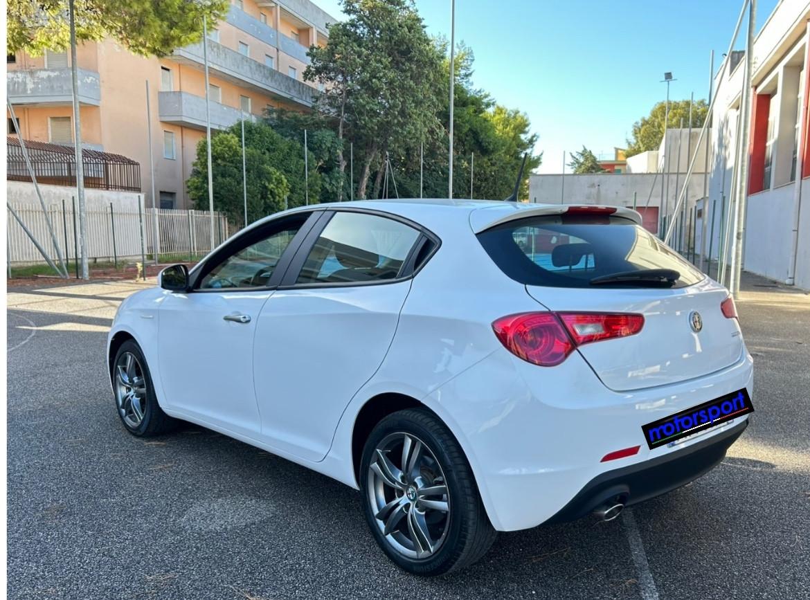 Alfa Romeo Giulietta 1.6 JTDm TCT 120 CV Super