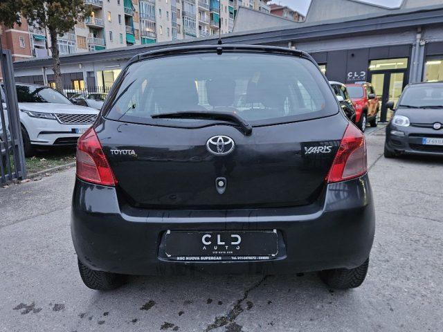 TOYOTA Yaris 1.0 5 porte Sol