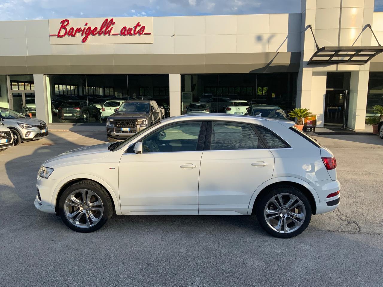 Audi Q3 2.0 TDI 150 CV Sport S LINE