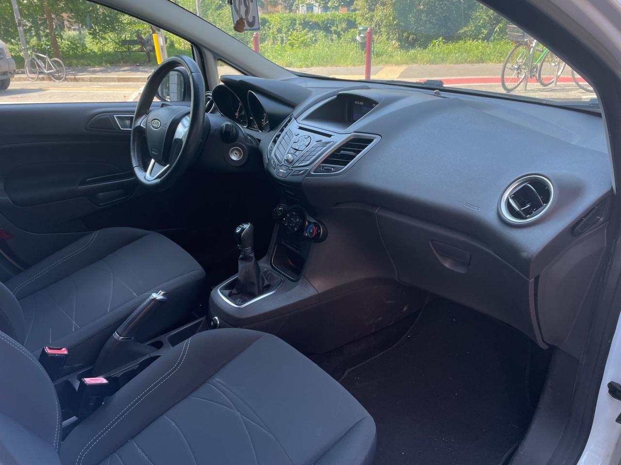 Ford Fiesta 1.4 5 porte Bz.- GPL/GARANZIA 12 MESI