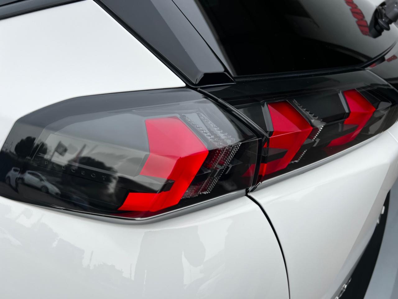 Peugeot 2008 BlueHDi 130 S&S EAT8 Allure PREZZO PROMO