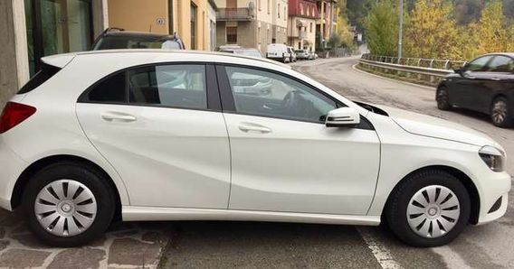 Mercedes-Benz A 180 A 180 1.6 B- E6