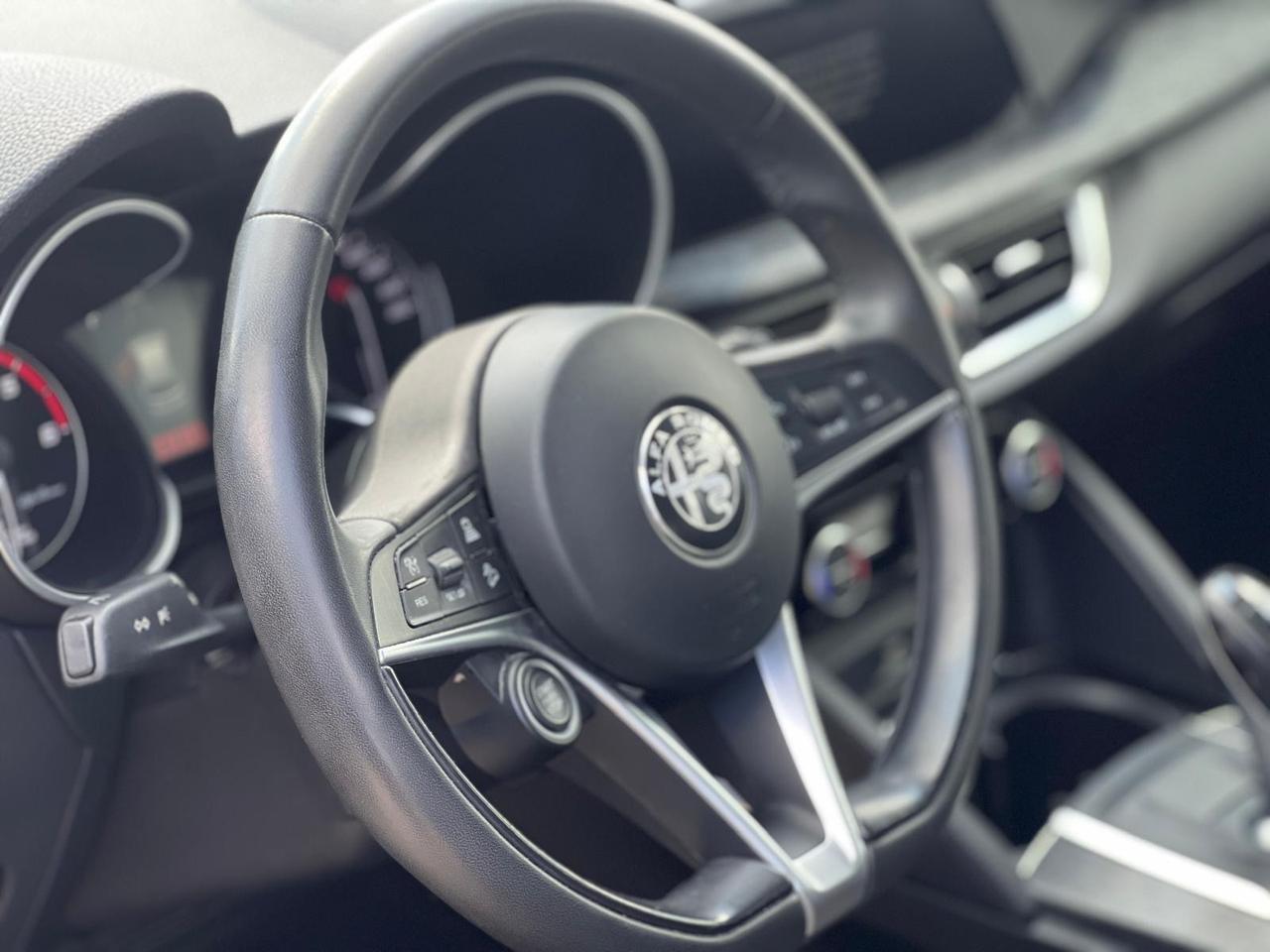 Alfa Romeo Stelvio 2.2 Turbodiesel 160 CV AT8 RWD Business